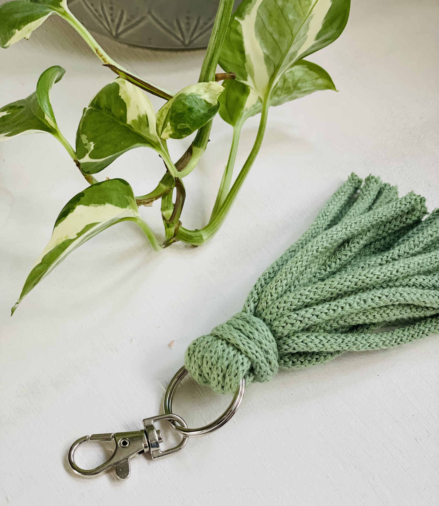 Knot Wasted Tassel Keyring image 2