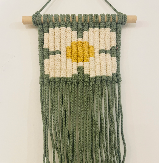 Small Daisy Woven Hanging image 0